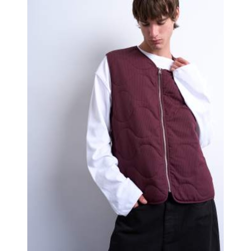 Topman onion quilted vest in burgundy