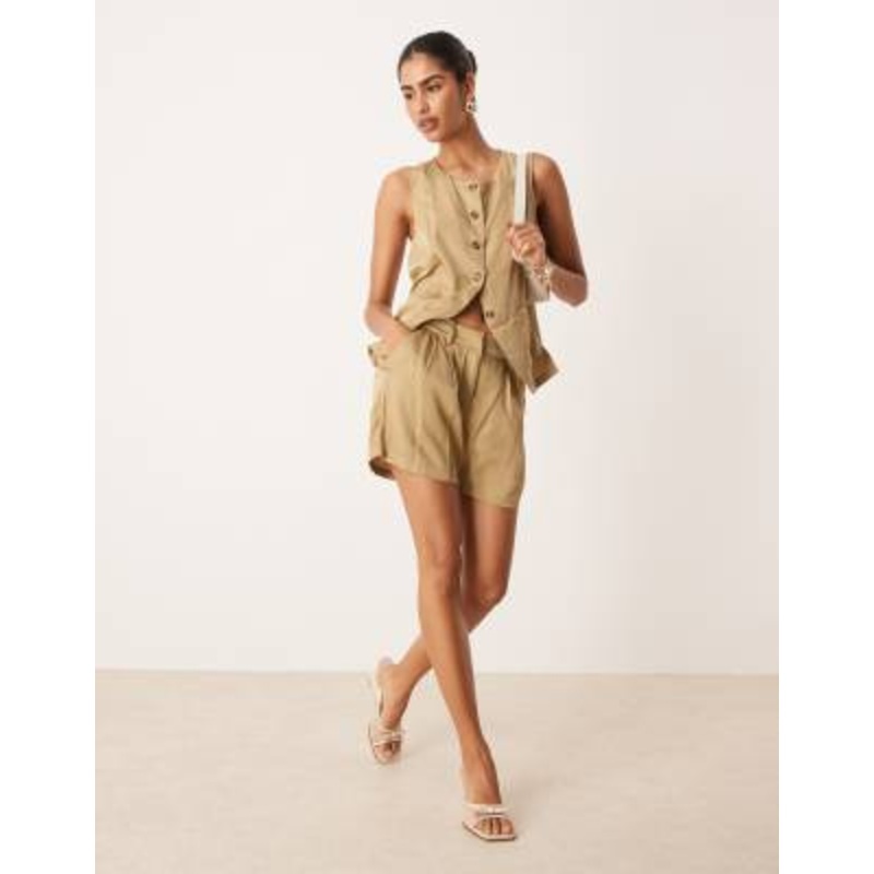 VILA round neck vest and high waist pleated shorts set in olive green