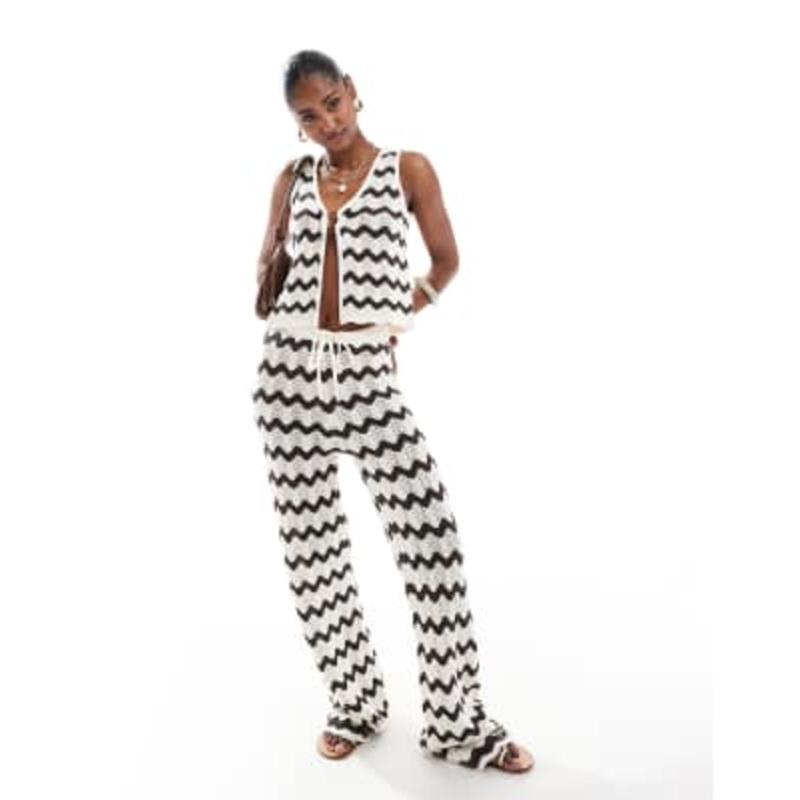 4th & Reckless wave crochet beach vest top and pants set in chocolate and cream