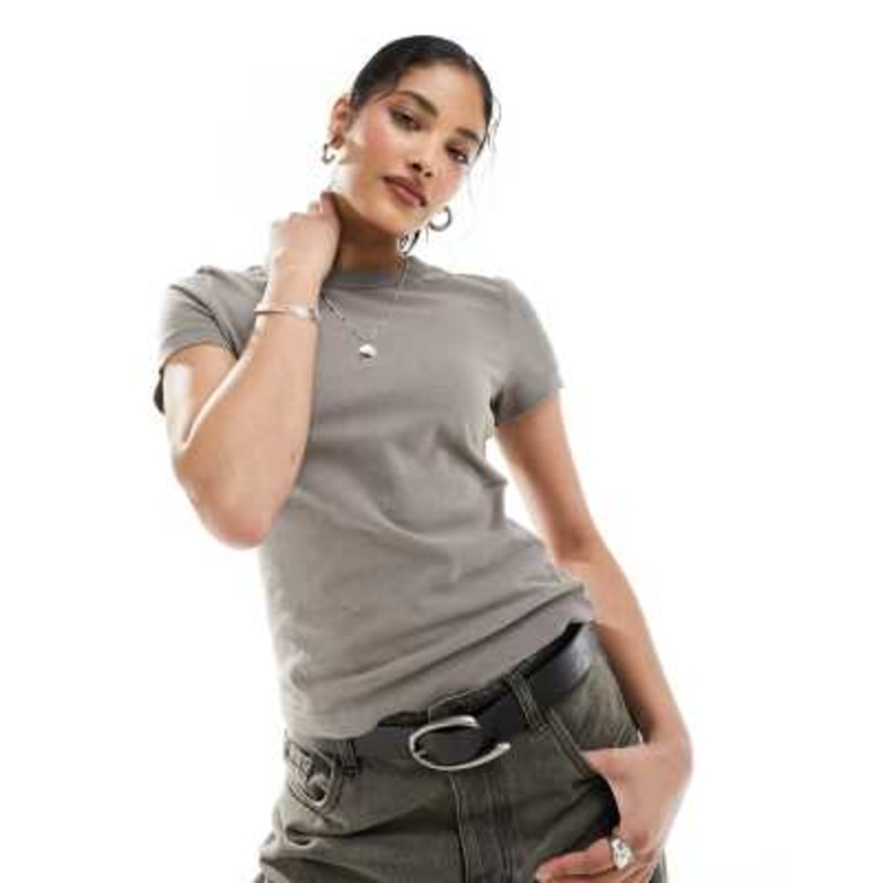 Weekday Frida 90s fit T-shirt in washed gray