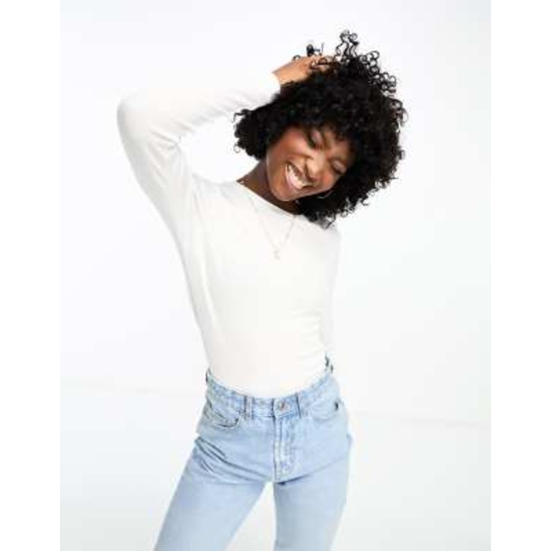 Vero Moda long sleeve ribbed t-shirt in white