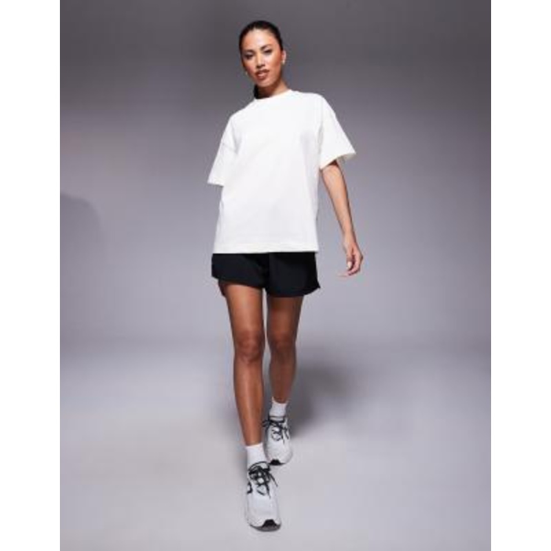 4505 Icon heavyweight cotton oversized T-shirt with quick dry finish in vintage white