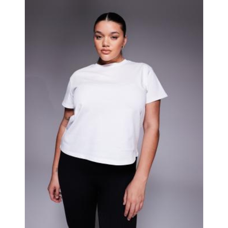 4505 Curve Icon cotton boxy t-shirt with quick dry finish in white