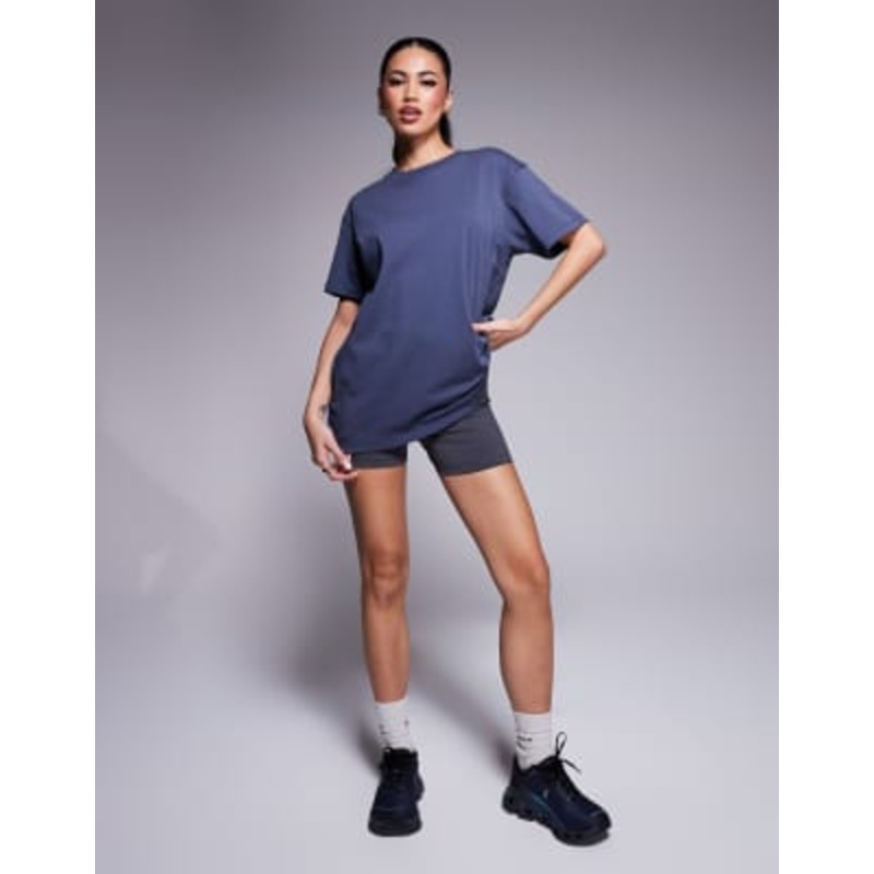 4505 Icon oversized cotton t-shirt with quick dry finish in navy