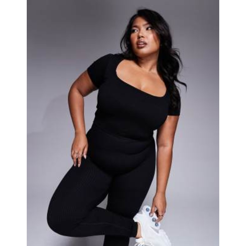 4505 Curve Icon seamless ribbed performance T-shirt in black