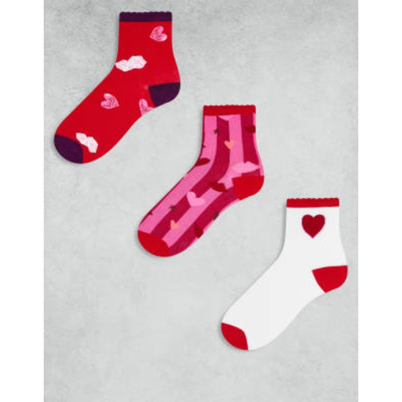 Urban Threads 3 pack heart sock in red