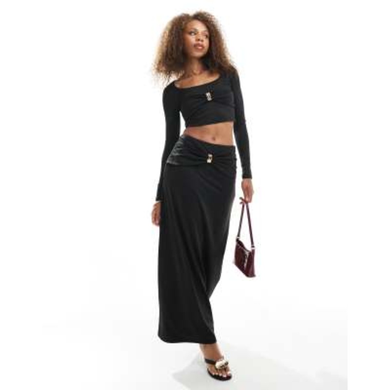 4th & Reckless scoop neck gathered gold hardware detail long sleeve crop top and maxi skirt set in black