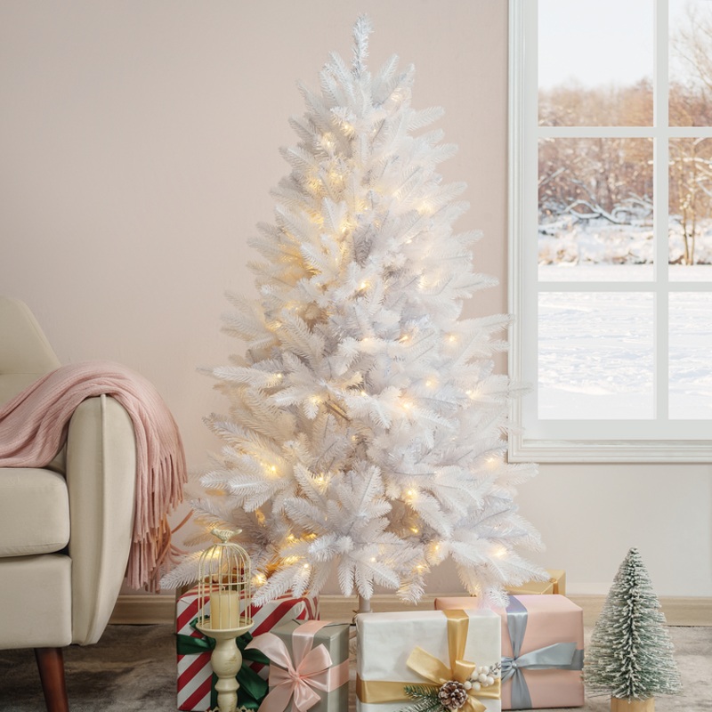 Bonnie Minimalist Christmas Tree by Naomi Home