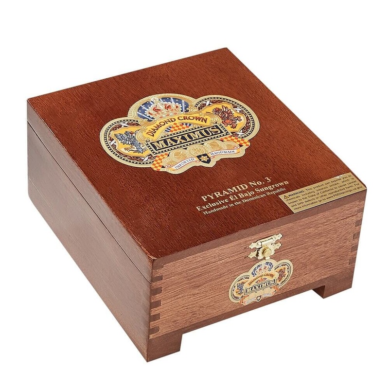 Diamond Crown Maximus Pyramid No.3 1 Cigar