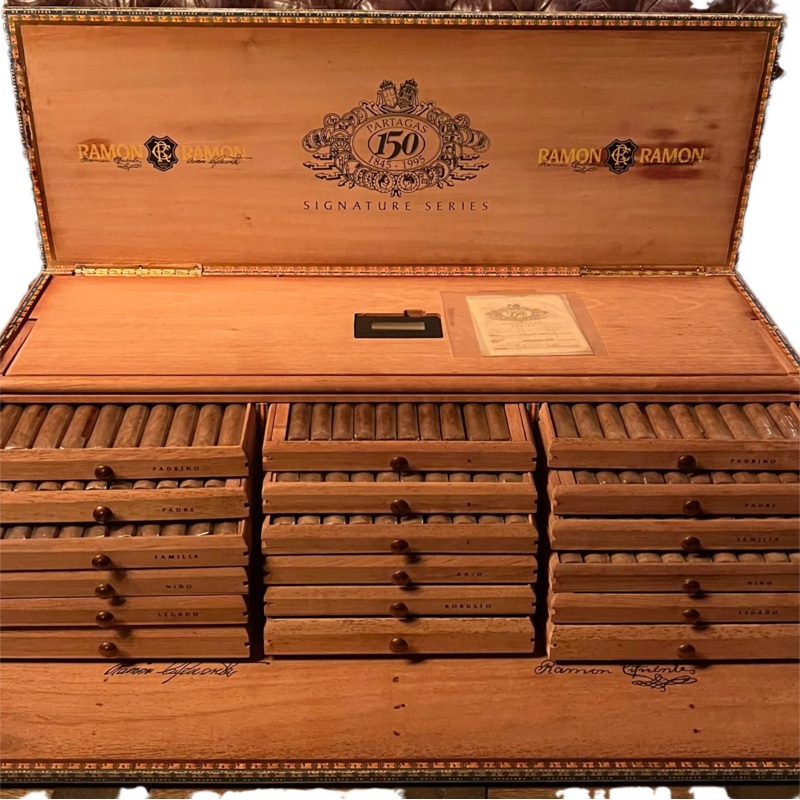 Partagas 150 Complete Humidor