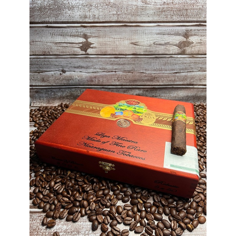 Oliva Master Blend Robusto