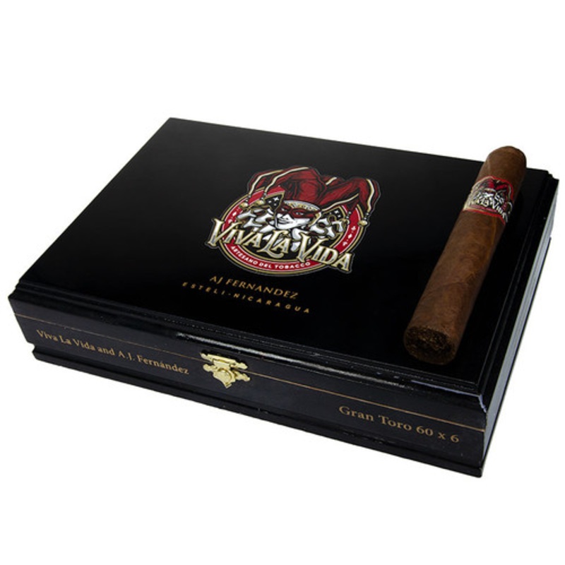 Viva La Vida by AJ Fernandez Gran Toro (6×60)