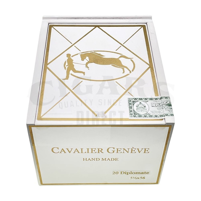 Cavalier White Series Diplomate Robusto Extra 1 Cigar