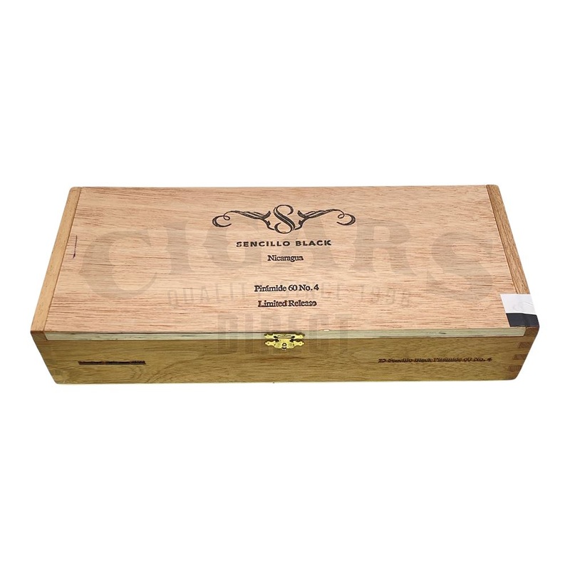 Sencillo Black Piramide No.4 1 Cigar