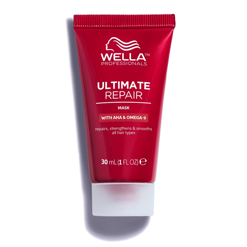 Wella ULTIMATE REPAIR Mask – Intensive effect mask for damaged hair STEP 2