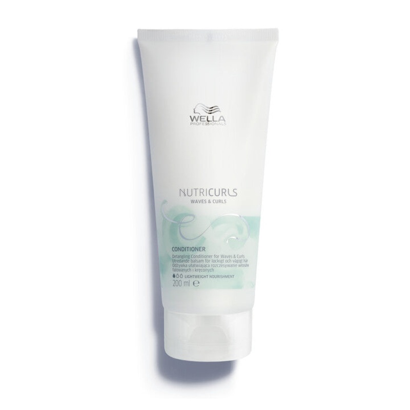 Wella NUTRICURLS Lightly nourishing conditioner + gift Wella product